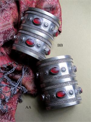 Classic Vintage Ersari 2-Band Cuffs