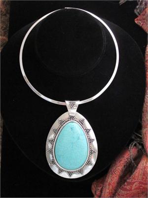 Large Pendant Turquoise Collar Necklace