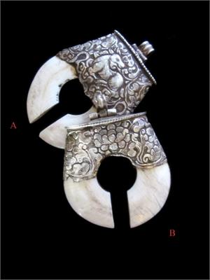 Tibetan Silver and White Conch Pendant Price is for one Pendant