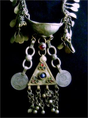 Coin-Catcher Pendant