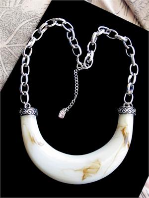Resin horn contemporary necklace