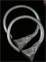 Large Gauged Hoops